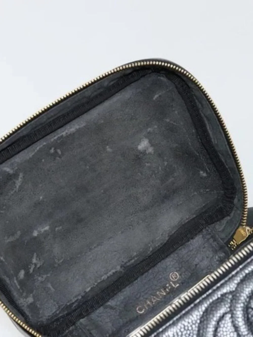CHANEL Vanity Pouch Grained Calf Skin Black Gold CC Auth bs34489